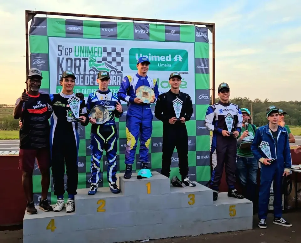 Pódio do 5º GP Unimed Kart Limeira